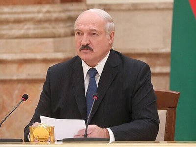 Лукашенко получил первую партию нефти из США