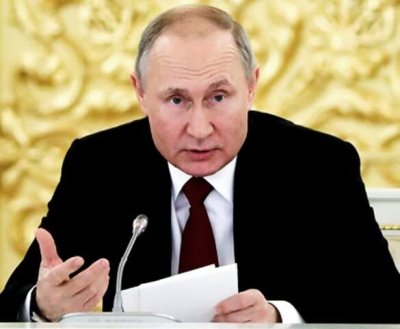 Путин заявил, что не нужно искать виноватых в появлении коронавируса в мире
