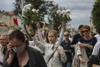 Выборы в Беларуси: женщины борются за свои права