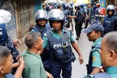 Пятеро приговорены к смерти в Бангладеше за нападение на блогера