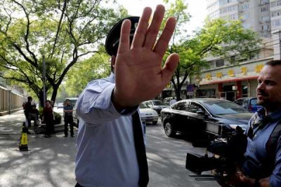 Продемократические СМИ Гонконга прекращают свою работу