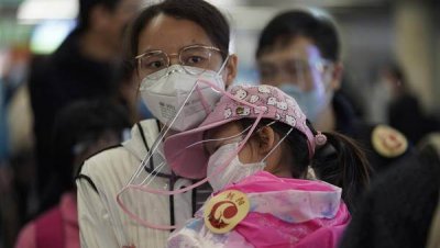 В Китае вакцинируют школьников, чтобы снизить распространение коронавируса