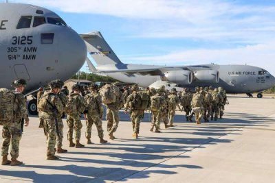 США взяли контроль над аэропортом Кабула
