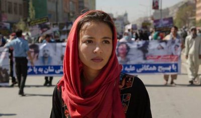 Новое правительство в Афганистане предъявляет новые требования к женщинам