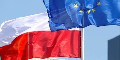 Спор Польши с ЕС о польской конституции привлекает больше внимания, чем саммит ЕС