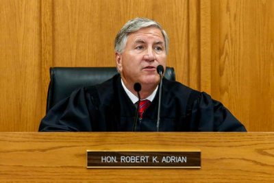 Судья в США подвергся резкой критике после отмены приговора о сексуальных домогательствах