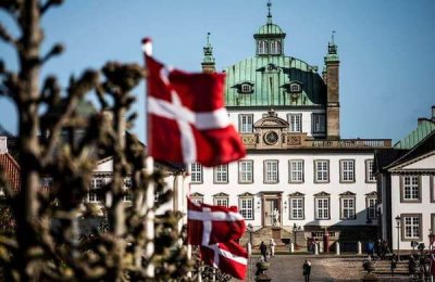Дания прекращает кампанию по вакцинации от коронавируса