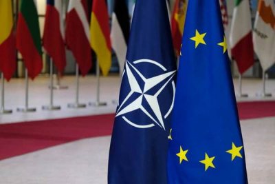 Лавров заявил, что ЕС и НАТО формируют коалицию против России
