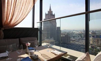 В Москве стали реже посещать дорогие рестораны