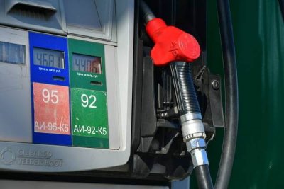 Биржевая стоимость бензина достигла новых рекордов