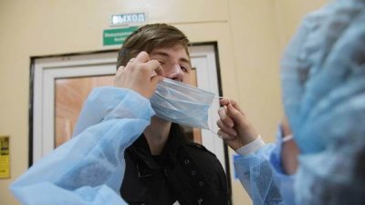 Коронавирус снова наступает на Россию: эксперты дали рекомендации