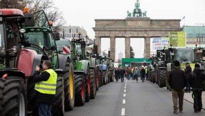 Глава российского Совбеза видит предпосылки для майдана в Берлине