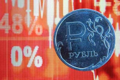 Что ждет рубль в 2024 году, рассказали аналитики