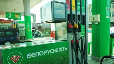 Россия начала закупки бензина в Беларуси после атак на НПЗ