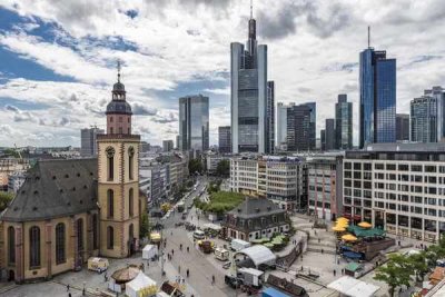 Крупные банки соседствуют с наркотиками во Франкфурте