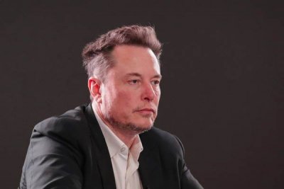 Илон Маск выступил с критикой налоговой политики Трампа и призвал к созданию новой партии