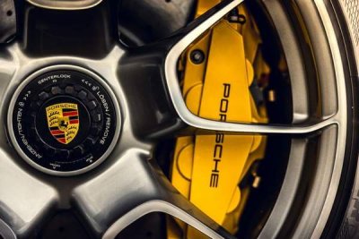 Прибыль Porsche рухнула на 91% в последнем квартале