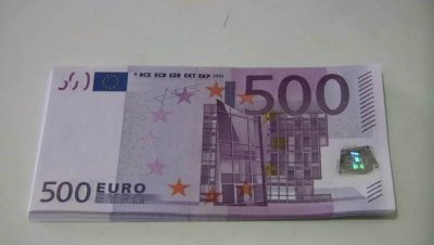 Европа ужесточает контроль: за купюры в 200 и 500 евро теперь требуют паспортные данные