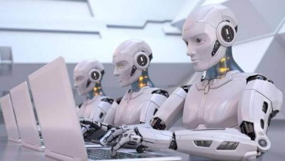 Роботов могут обложить налогом: власти ищут замену страховым взносам