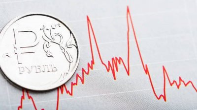 ВТБ предложил ослабить рубль для пополнения бюджета: эксперты оценивают риски