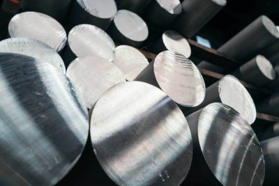 Кризис в оборонной промышленности: крупный производитель спецсплавов закрывает цех и сокращает 300 сотрудников