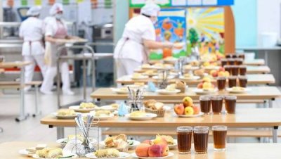 «Шведский стол» в школах: депутат КПРФ предложила реформировать систему школьного питания