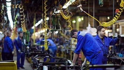 Тревожный прогноз: почти 4 из 10 компаний готовы урезать зарплаты и сократить занятость