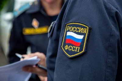 Судебные приставы получили право арестовывать пенсии: что нужно знать пенсионерам